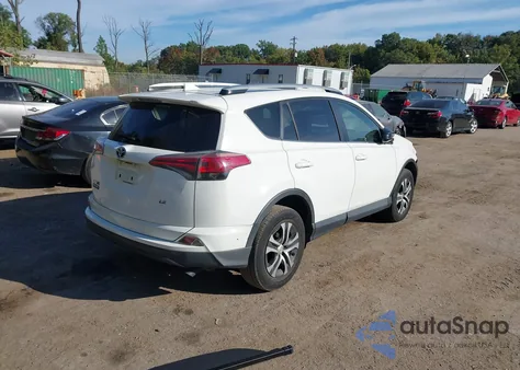 2016 Toyota Rav4 Le z USA, uszkodzony, nr VIN JTMZFREV4GD082977